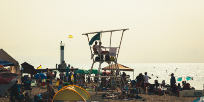 LOCATION: GRAND BEND, ON Busy Grand Bend Beach